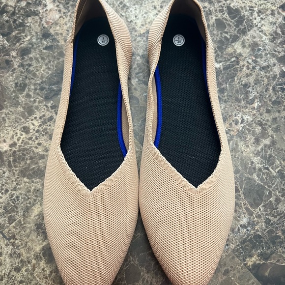 Women’s Khaki Ballet Flats Size 9 - Slip on Pointed Toe Shoes NWT(no box) - Picture 2 of 3